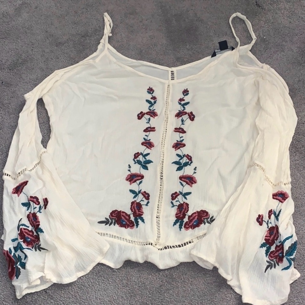 American Eagle Outfitters Cream Floral Embroidered Blouse